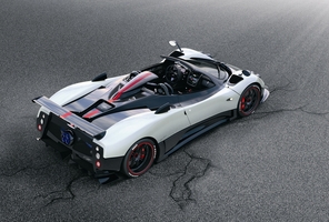 Pagani introduces roadster model: Pagani Zonda Cinque