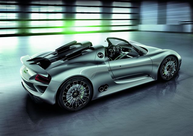 Porsche 918 Spyder to cost half-million euros