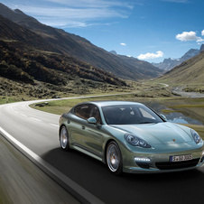 1,200 km range for Panamera Diesel