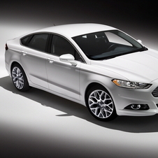 New Ford Fusion: first gasoline, hybrid and plug-in hybrid sedan