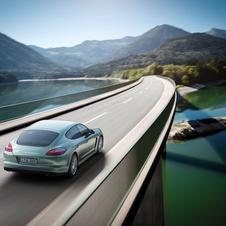 1,200 km range for Panamera Diesel