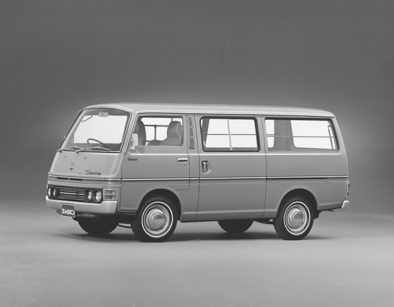 Nissan Caravan Van DX