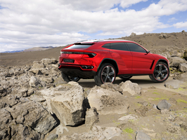 Lamborghini's commercial goal for the Urus is to sell 3000 units per year