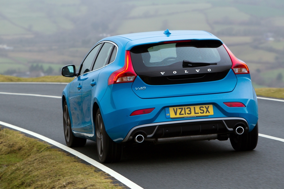 Volvo V40 D2 Start/Stop R-Design Momentum Powershift