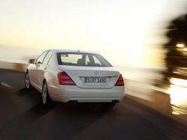 Mercedes-Benz S 400 BlueHybrid Automatic L