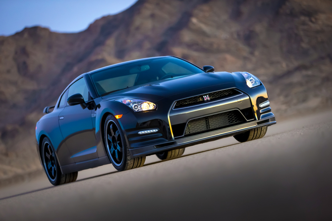 Nissan anuncia preços para a edição de 2014 do GT-R Track Edition