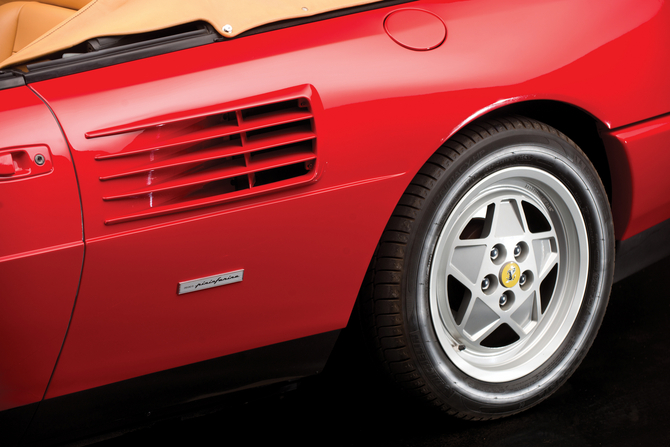 Ferrari Mondial T Cabriolet