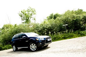 Mitsubishi Outlander 4x4 2.2 DI-D Juro