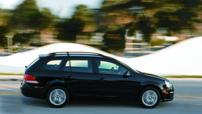 Volkswagen Jetta Sport Wagon S PZEV