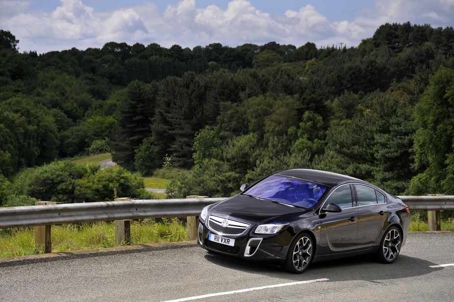 Vauxhall Insignia Saloon 2.8T V6 4x4 VXR Nav (Auto)