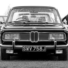 BMW 2000