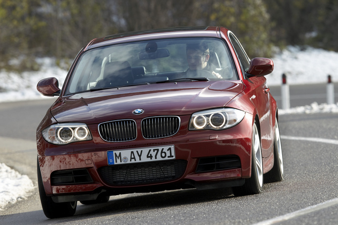 BMW reveals facelifted 1 Series Coupé and Convertible