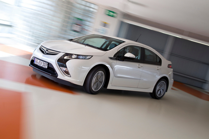 Opel Ampera Cosmo