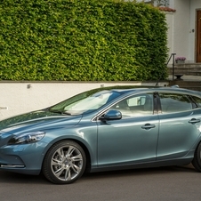 Volvo V40 T4 Summum Powershift