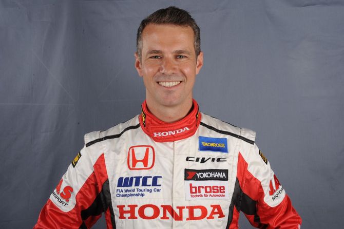 Tiago Monteiro será piloto oficial da Honda e terá Gabriele Tarquini como companheiro de equipa