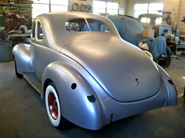 The 40 Ford is very popular among hot rodders. 