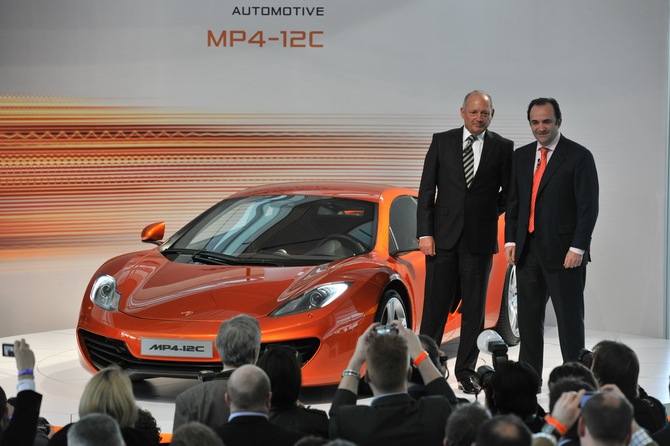 McLaren officially presents the MP4-12C