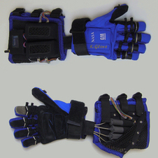 General Motors and NASA Develop Robotic Gloves That Increase Grip Force