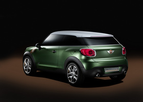 MINI unveils the Paceman Concept ahead of Detroit