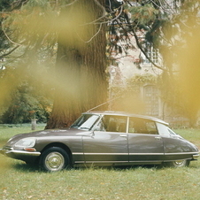 Citroën DS 23 Pallas