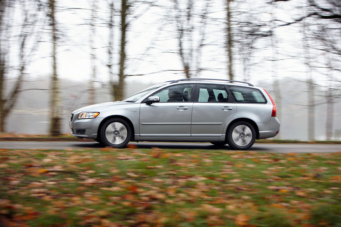 Volvo V50