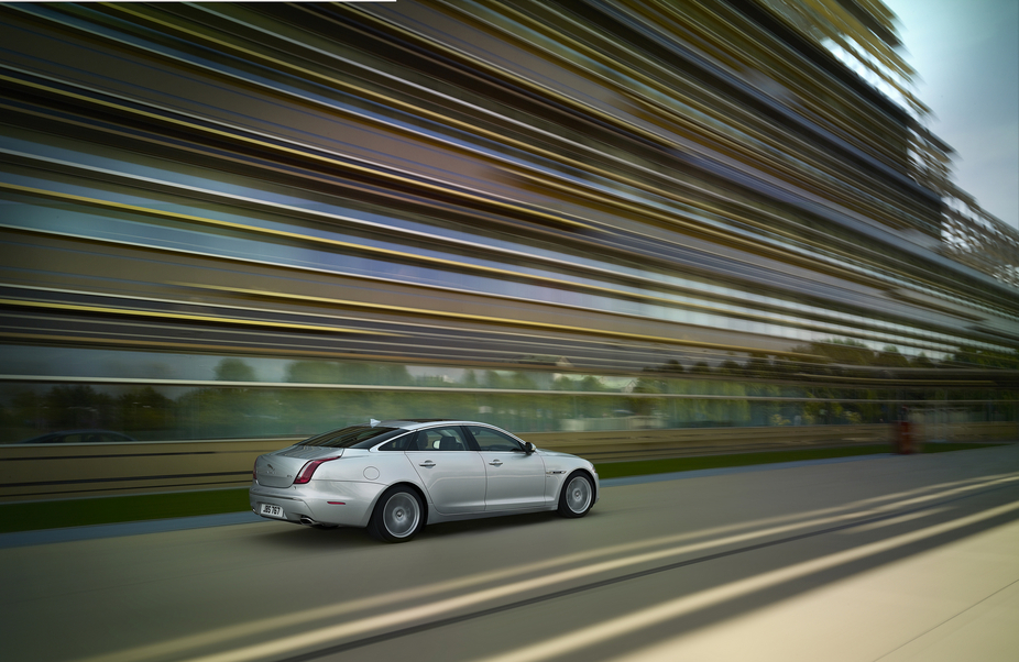 Jaguar XJ L 3.0 S/C Petrol Portfolio