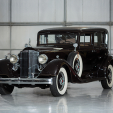 Packard Super Eight Club Sedan