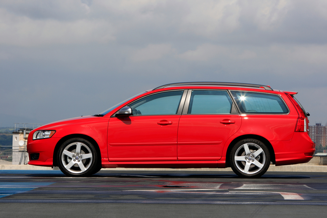 Volvo V50