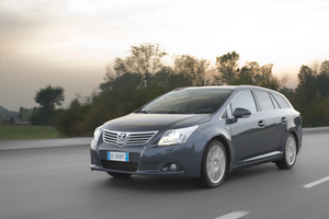 Toyota Avensis SW 2.0 D-4D 125 Exclusive