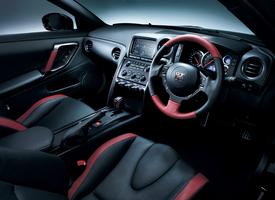 Nissan GTR Updated for 2013 with Better Response and Handling