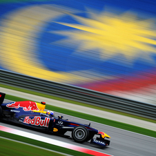 Vettel takes second pole in a row of the season in Malaysia