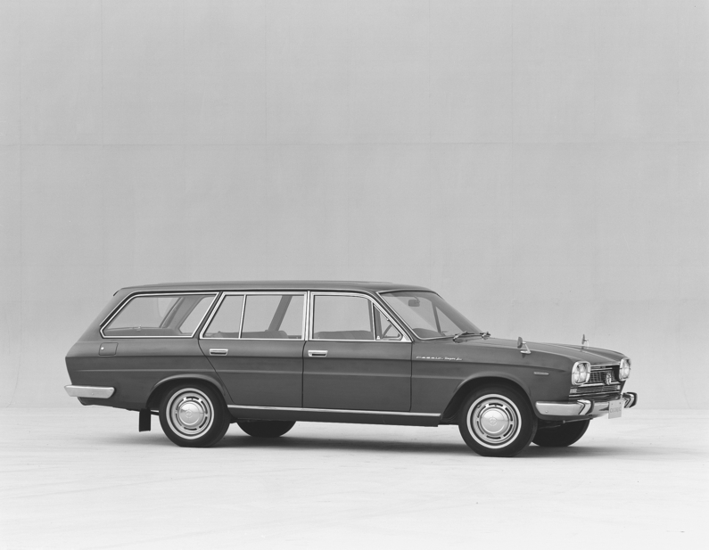 Nissan Cedric Wagon 6