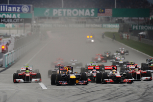 Vettel continues winning run in Malaysia