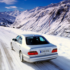 Mercedes-Benz E 55 AMG 4-MATIC