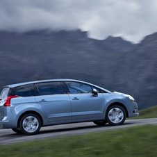 Peugeot 5008 Premium 1.6 HDi CVM6