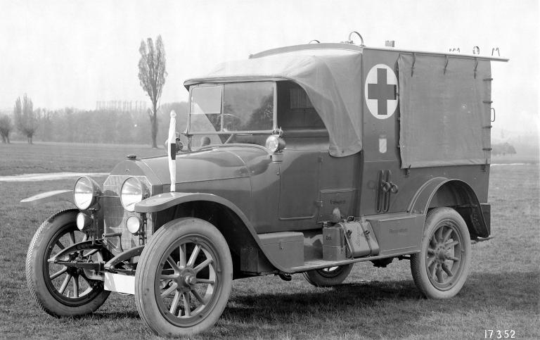 Daimler Krankenwagen UK 32 hp