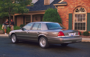 Ford Crown Victoria LX