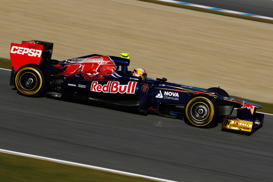 Toro Rosso will try to make it into the mid-field in 2013