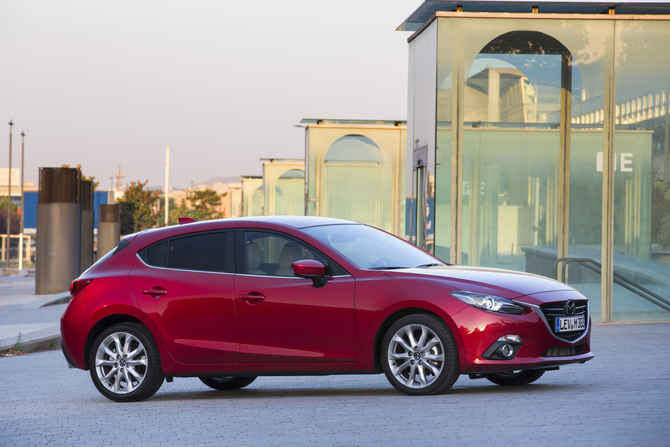 Mazda 3 HB 1.5 SKYACTIV-D Excellence Navi