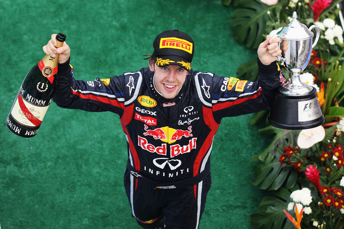 Vettel continues winning run in Malaysia