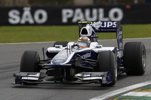 Hulkenberg storms into pole position in Brazil