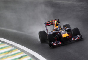 Hulkenberg storms into pole position in Brazil