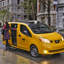 Le Celebre Taxi New Yorkais se Modernise avec le Nissan NV200