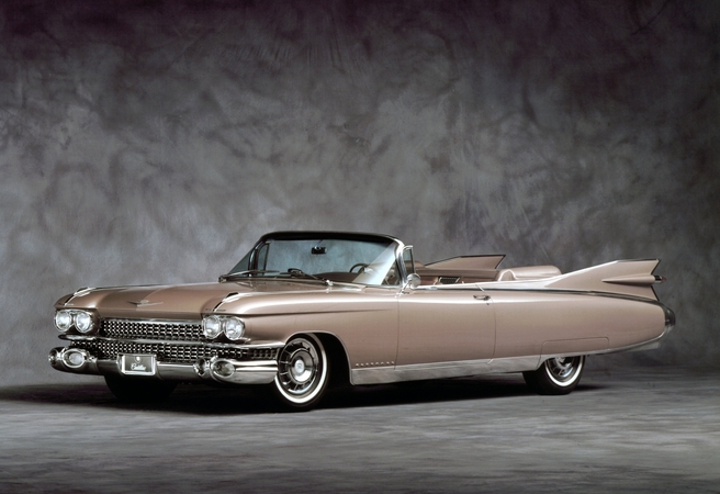 GM Design popularized tail fins in the 50s