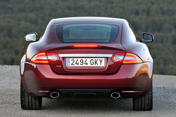 Jaguar XK Coupe 5.0 V8