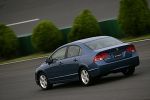 Honda Civic 1.8 ES (09)