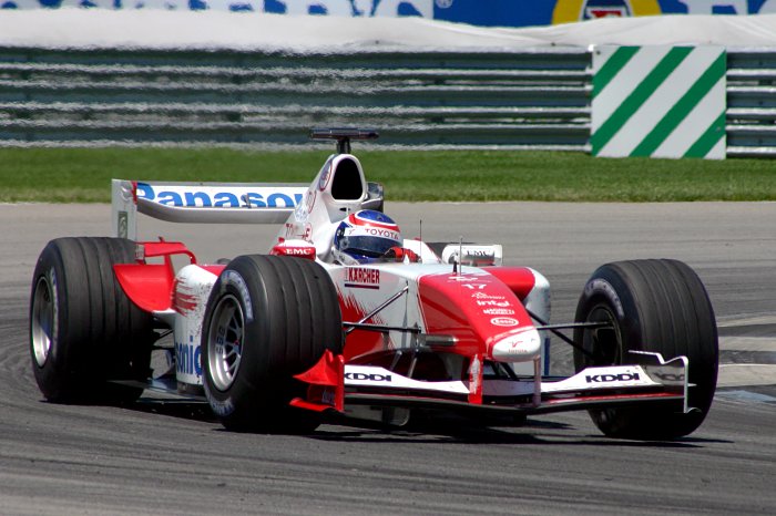 Toyota TF104