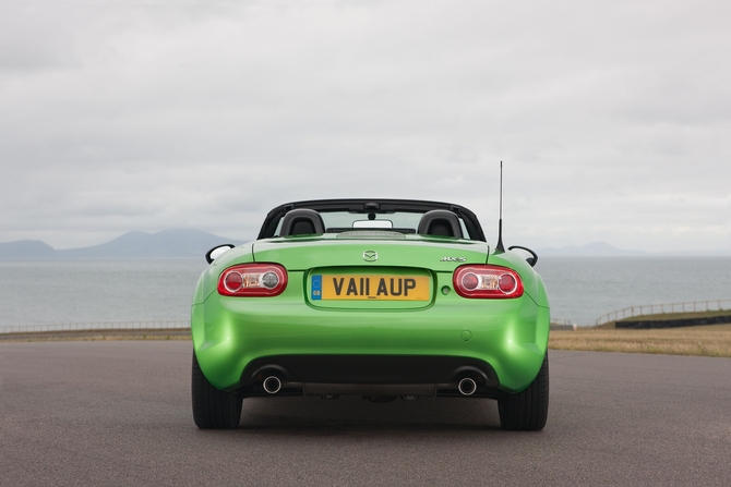 Mazda MX-5 Coupé Cabriolet 2.0i Sport Black