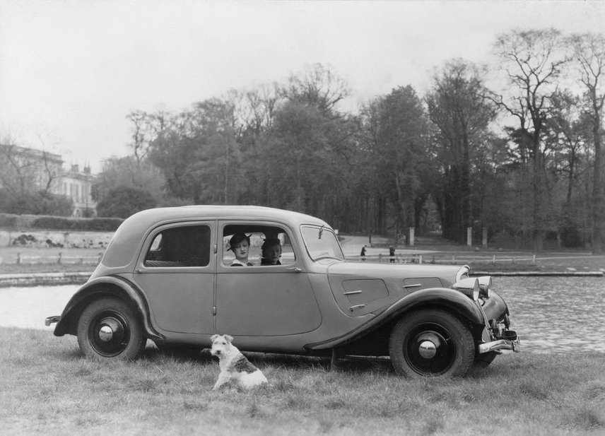 Citroën Traction Avant 7A