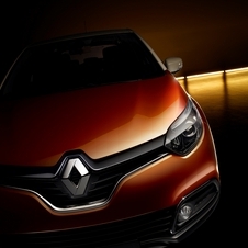 Novo modelo da Renault incorpora a nova identidade de design da marca